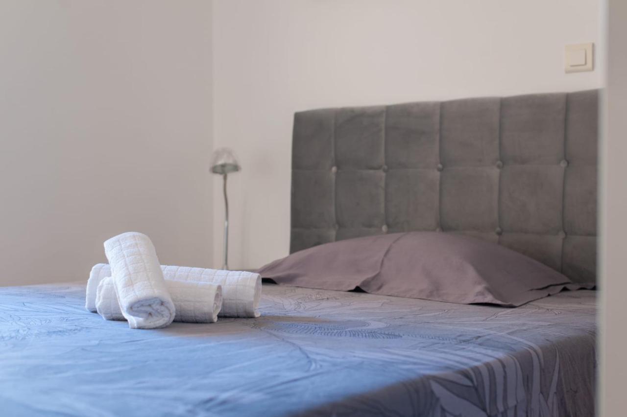 Sea With Free Parking Apartament Split