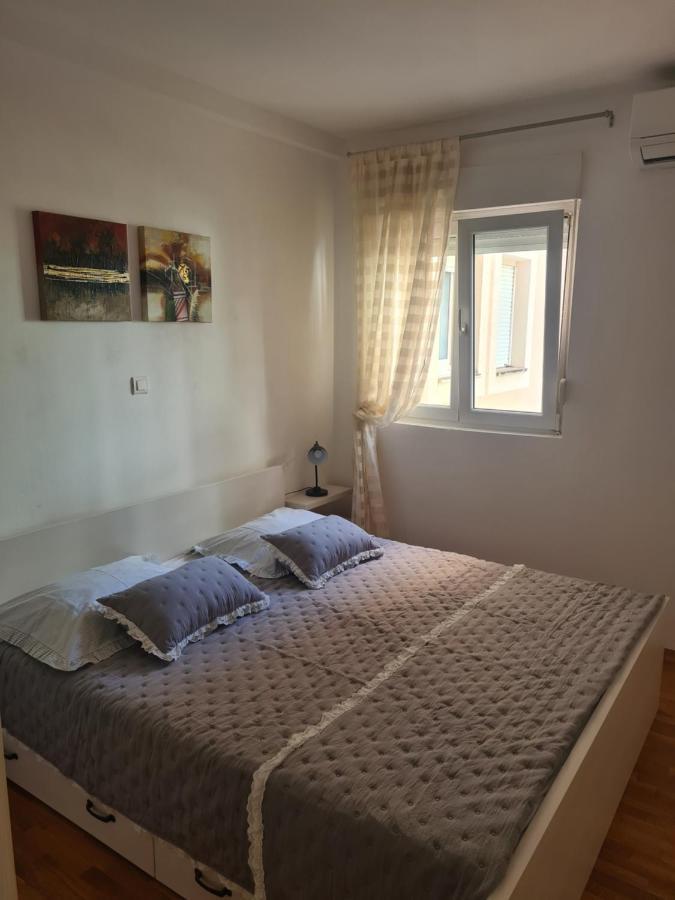 Sea With Free Parking Apartament Split